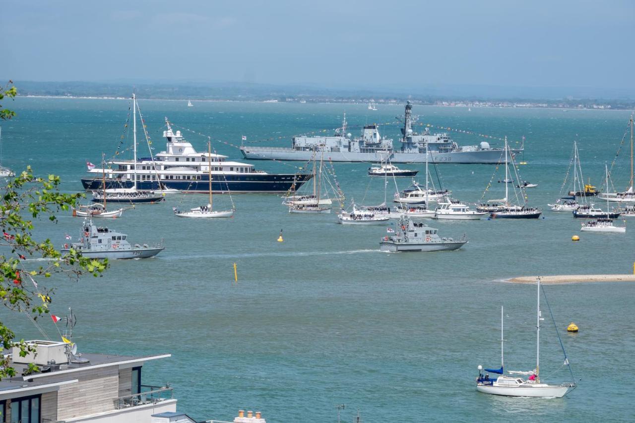 Cliffhanger 18 Castle Road Cowes  Dış mekan fotoğraf